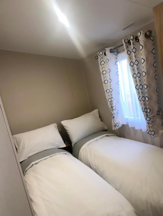 Brand New Modern Holiday Home - Haven The Orchards Holiday Park Saint Osyth Exterior photo